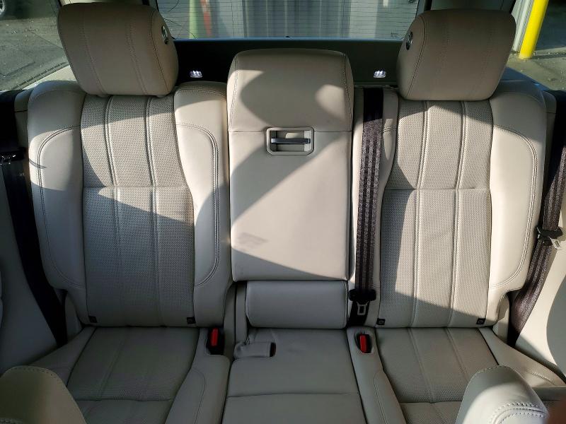Photo 10 from auction – 2016 LAND ROVER RANGE ROVE with VIN SALGS2VF5GA257282