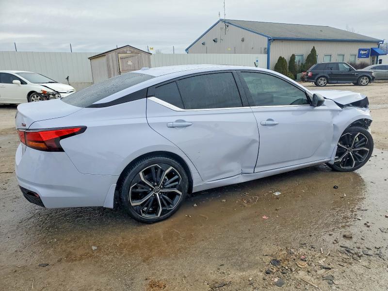 Photo 3 from auction – 2024 NISSAN ALTIMA SR with VIN 1N4BL4CV4RN392145