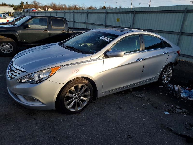 HYUNDAI SONATA SE 2013 with VIN 5NPEC4AC3DH635137 - Photo from auction