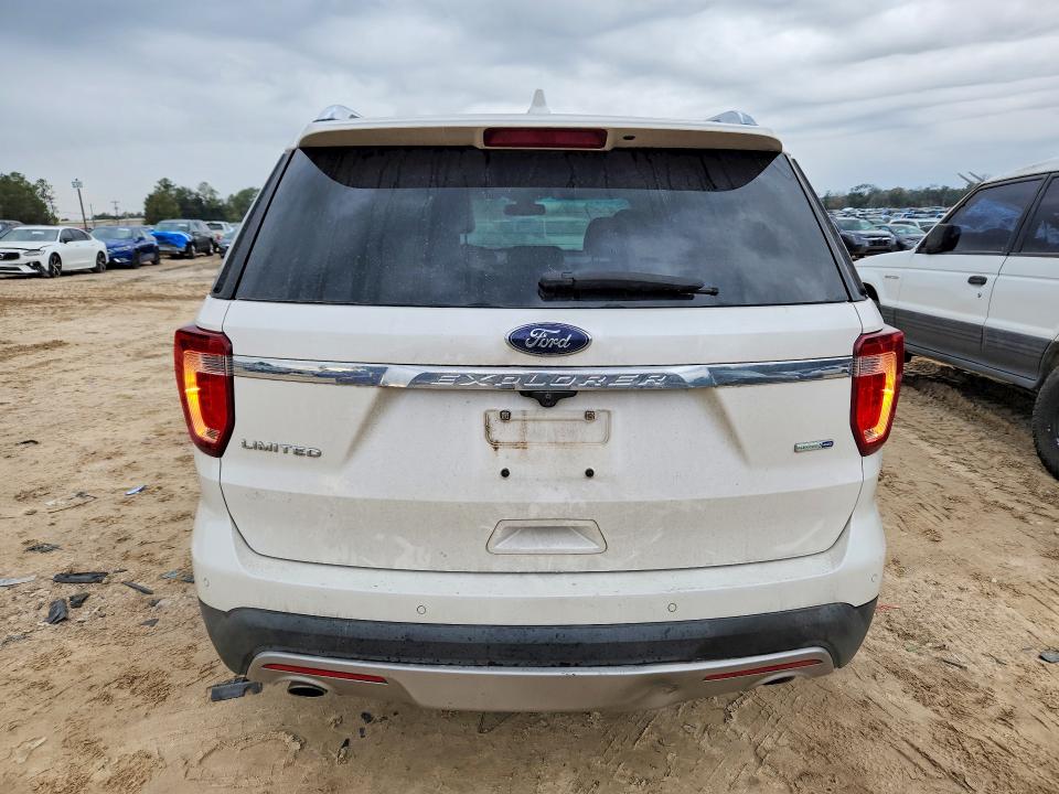 Photo 6 from auction – 2016 FORD EXPLORER L with VIN 1FM5K8F88GGB04468