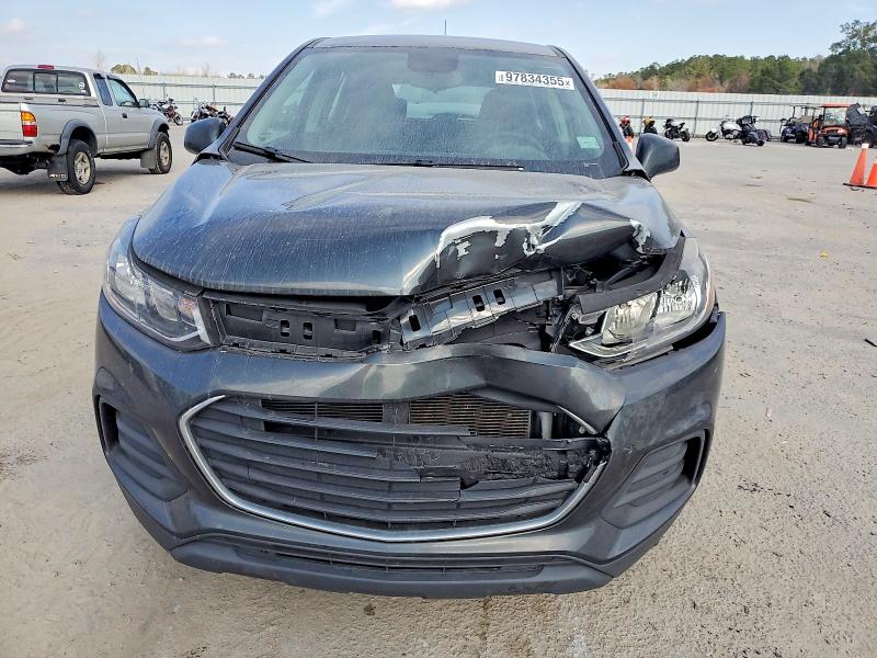 Photo 5 from auction – 2019 CHEVROLET TRAX with VIN 3GNCJKSB5KL163695
