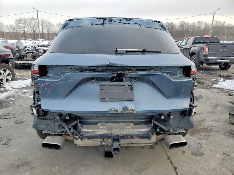 Photo 6 from auction – 2019 PORSCHE CAYENNE with VIN WP1AA2AY0KDA12001