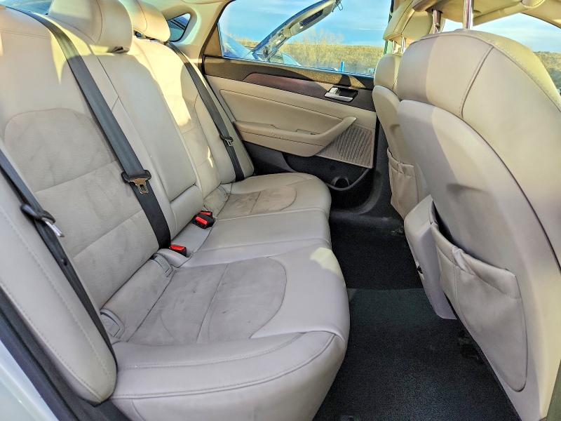 صورة رقم 10 من المزاد - 2015 HYUNDAI SONATA مع VIN 5NPE34AF5FH080298