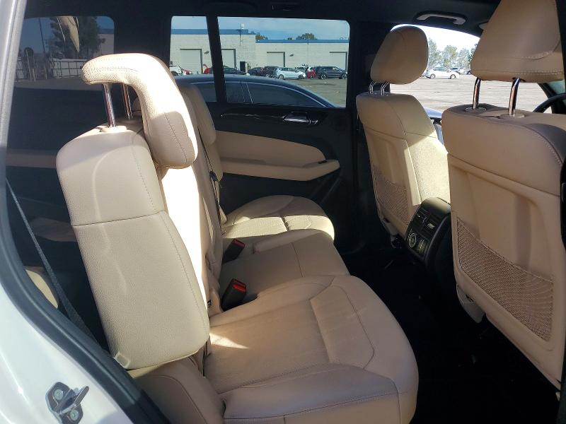 Photo 11 from auction – 2018 MERCEDES-BENZ GLS 450 4M with VIN 4JGDF6EE3JB119993