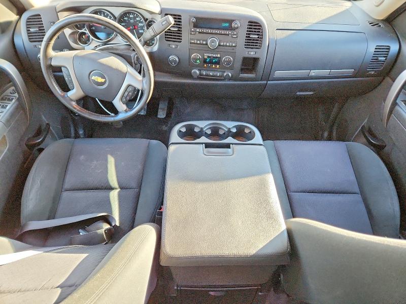 Photo 8 from auction – 2013 CHEVROLET SILVERADO with VIN 3GCPKSE74DG199551