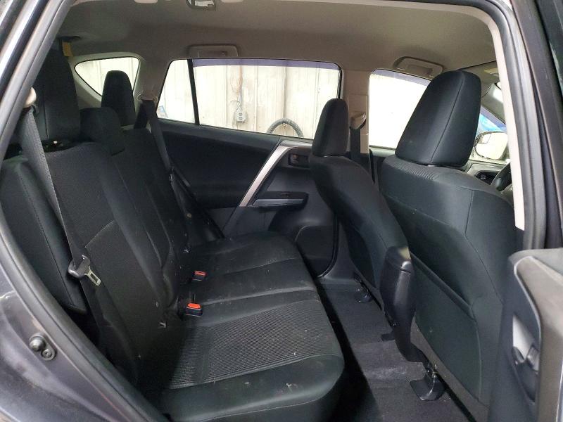 Photo 11 from auction – 2018 TOYOTA RAV4 with VIN JTMBFREV1JJ737929