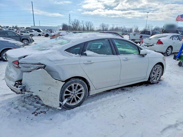 Photo 3 from auction – 2020 FORD FUSION SE with VIN 3FA6P0HD3LR146593