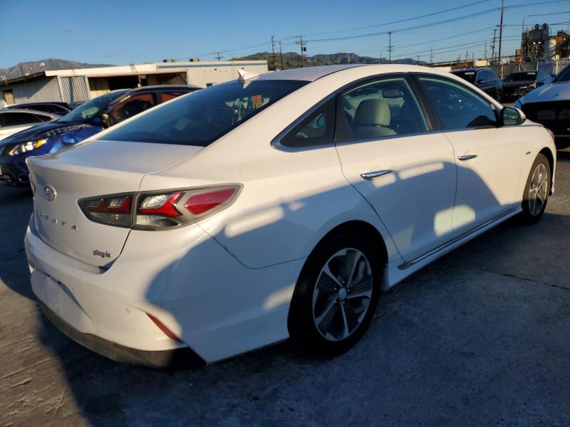 Photo 3 from auction – 2019 HYUNDAI SONATA with VIN KMHE54L2XKA093629
