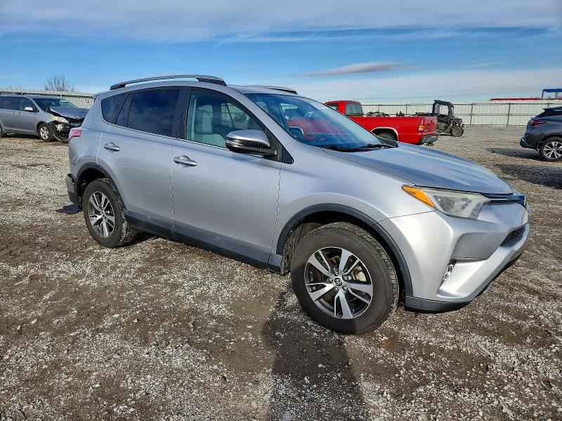 Photo 4 from auction – 2017 TOYOTA RAV4 XLE with VIN 2T3WFREV6HW393091