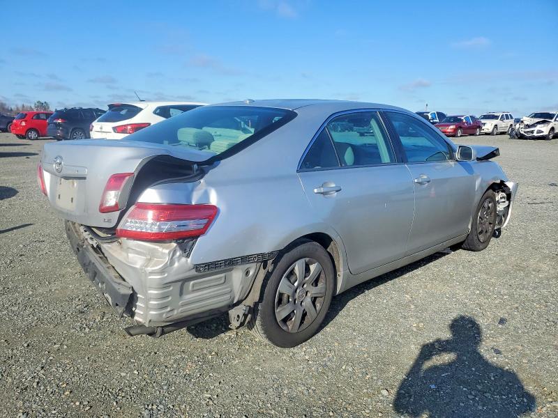 Photo 3 from auction – 2011 TOYOTA CAMRY BASE with VIN 4T1BF3EK9BU187202
