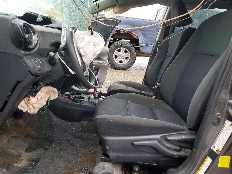 Photo 7 from auction – 2015 TOYOTA PRIUS C with VIN JTDKDTB31F1577743