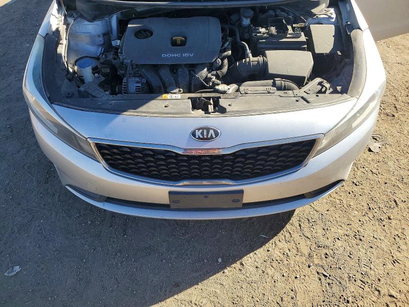 Photo 11 from auction – 2018 KIA FORTE LX with VIN 3KPFL4A76JE198371