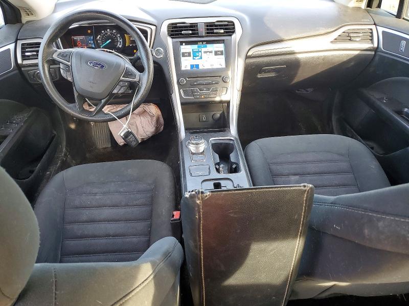 Photo 8 from auction – 2017 FORD FUSION with VIN 3FA6P0H78HR292375