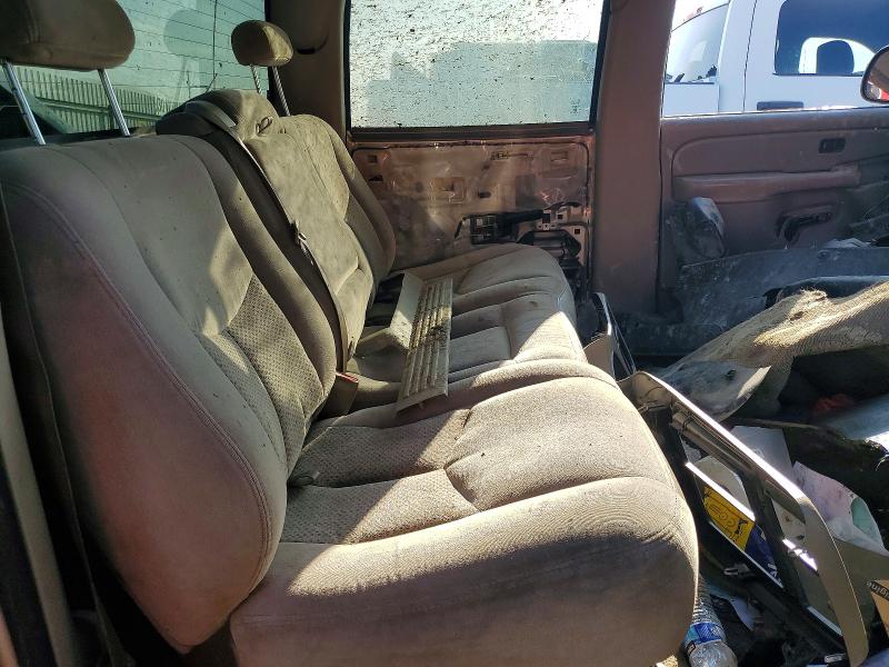 Photo 10 from auction – 2006 CHEVROLET SILVERADO with VIN 2GCEC13TX61144015