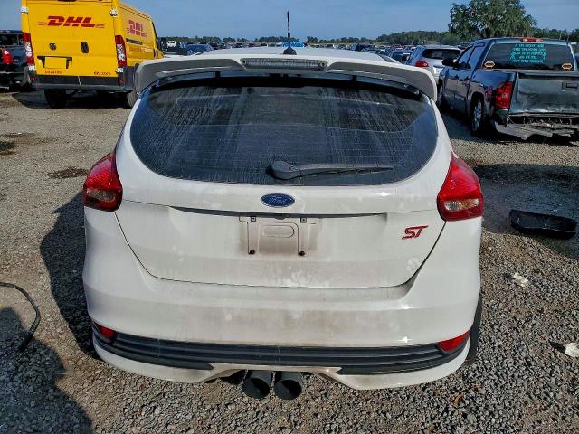 Photo 6 from auction – 2018 FORD FOCUS ST with VIN 1FADP3L90JL309675