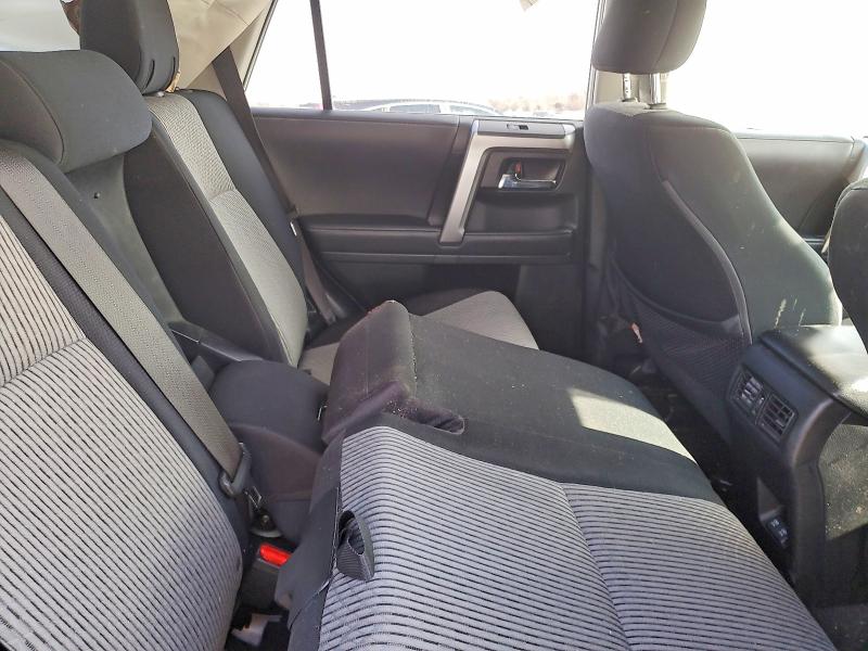 Photo 10 from auction – 2021 TOYOTA 4RUNNER with VIN JTEMU5JR3M5960689