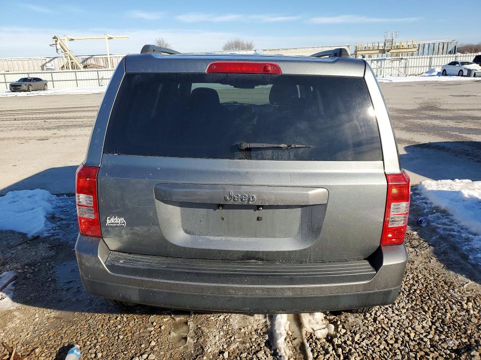 Photo 6 from auction – 2012 JEEP PATRIOT with VIN 1C4NJPBA6CD722300