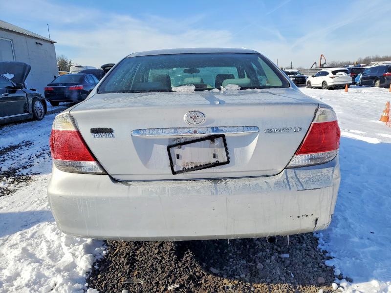 Photo 6 from auction – 2006 TOYOTA CAMRY LE with VIN 4T1BE30K76U744611