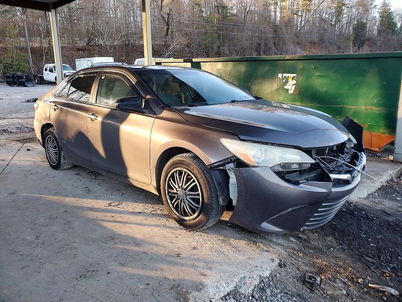 Photo 4 from auction – 2016 TOYOTA CAMRY with VIN 4T4BF1FK1GR532951