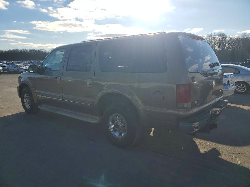 Photo 2 from auction – 2005 FORD EXCURSION with VIN 1FMNU42P35EC66338