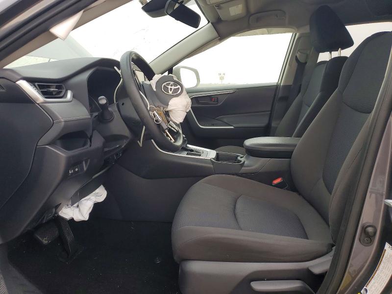 Photo 7 from auction – 2020 TOYOTA RAV4 LE with VIN JTMH1RFV1LD058963
