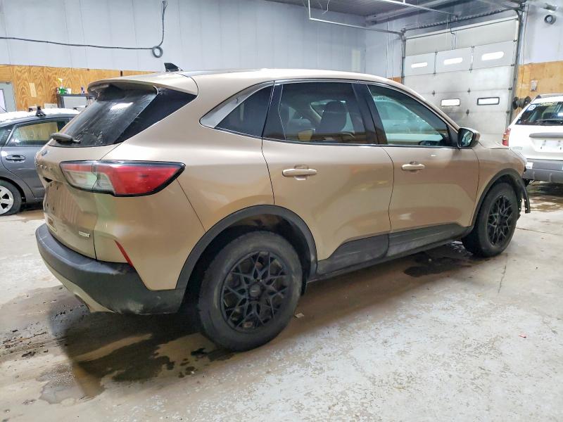 Photo 3 from auction – 2020 FORD ESCAPE SE with VIN 1FMCU0G63LUA53070