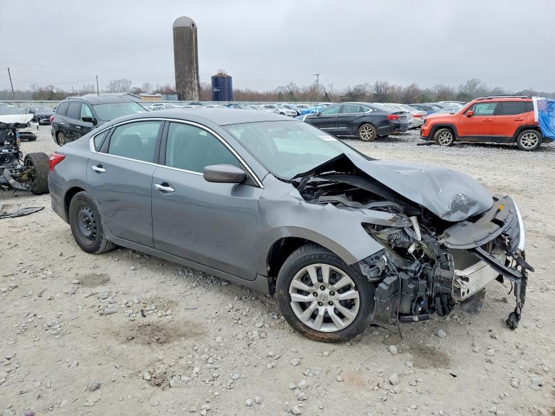 Photo 4 from auction – 2017 NISSAN ALTIMA with VIN 1N4AL3AP3HN350123
