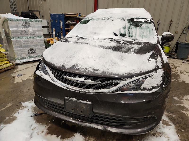Photo 5 from auction – 2017 CHRYSLER PACIFICA T with VIN 2C4RC1DG0HR676655