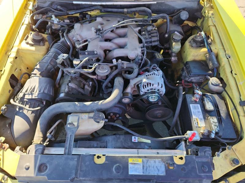 Photo 11 from auction – 2002 FORD MUSTANG with VIN 1FAFP404X2F145987