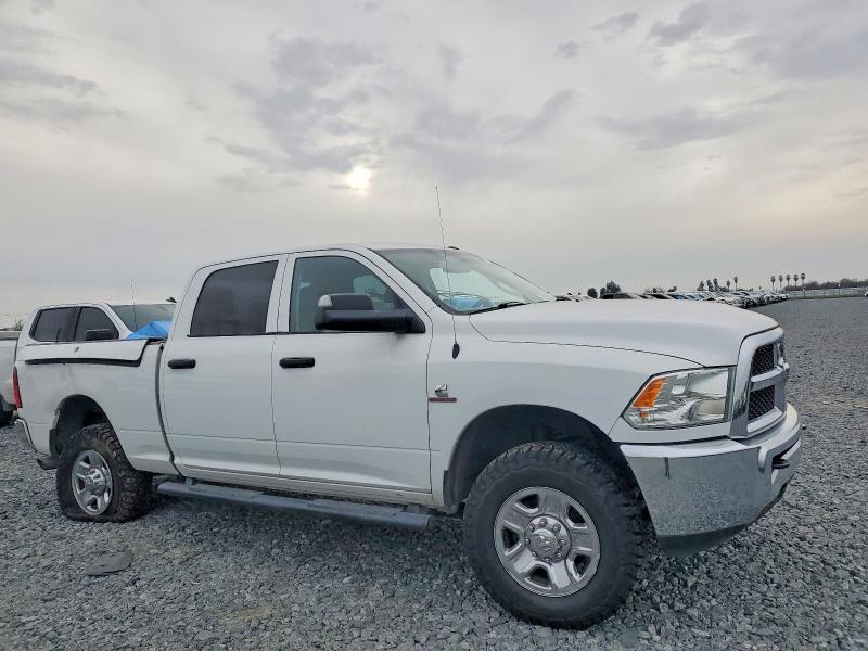 Foto 4 de la subasta – 2018 RAM 2500 ST con VIN 3C6UR5CL8JG369591