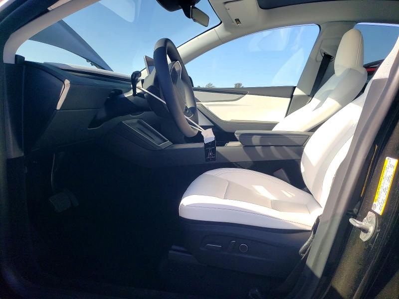 صورة رقم 7 من المزاد - 2026 TESLA MODEL Y مع VIN 7SAYGDED8TF519422