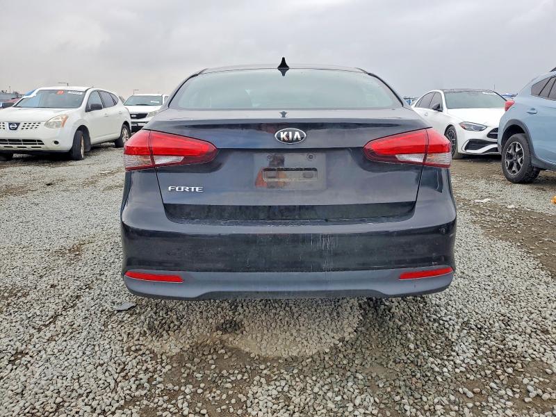 Photo 6 from auction – 2017 KIA FORTE LX with VIN 3KPFK4A74HE115873