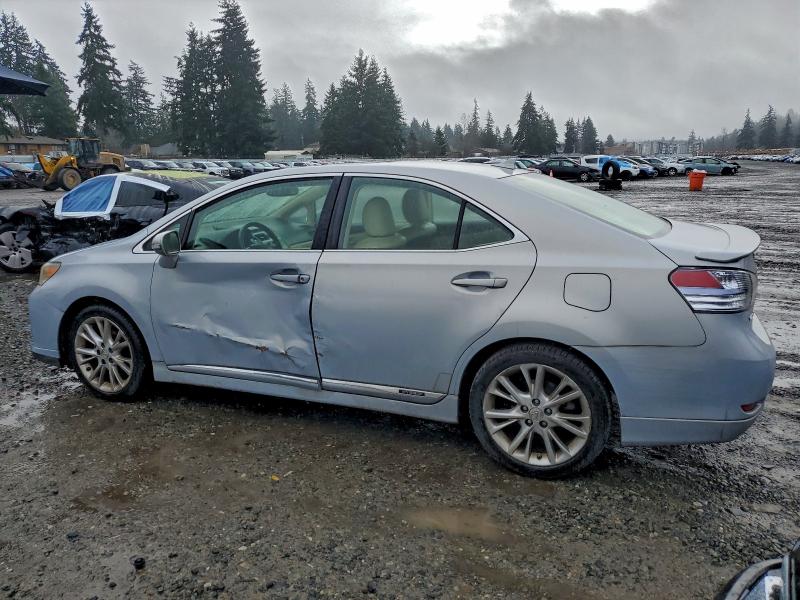 Photo 2 from auction – 2010 LEXUS HS 250H with VIN JTHBB1BA1A2009891