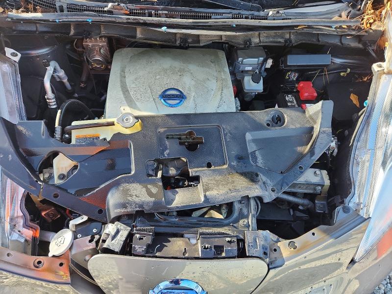 Photo 11 from auction – 2015 NISSAN LEAF with VIN 1N4AZ0CP6FC334016