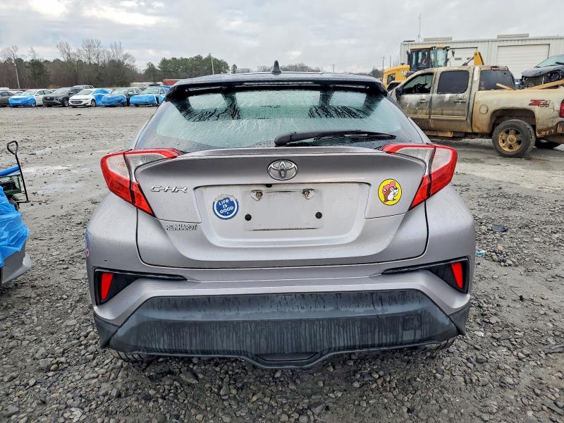 Photo 6 from auction – 2019 TOYOTA C-HR XLE with VIN NMTKHMBX2KR072061