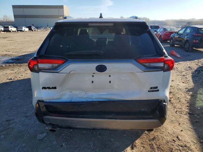 Photo 6 from auction – 2022 TOYOTA RAV4 XSE with VIN 4T3E6RFV7NU094344