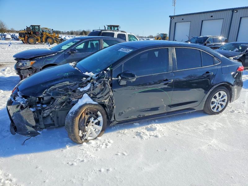 TOYOTA COROLLA LE 2020 with VIN 5YFEPRAE8LP093733 - Photo from auction