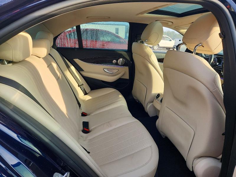 Photo 10 from auction – 2017 MERCEDES-BENZ E 300 with VIN WDDZF4JB5HA080615