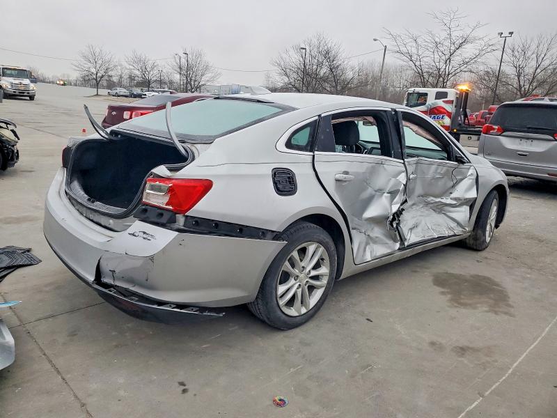 Photo 3 from auction – 2017 CHEVROLET MALIBU LT with VIN 1G1ZE5ST3HF107526