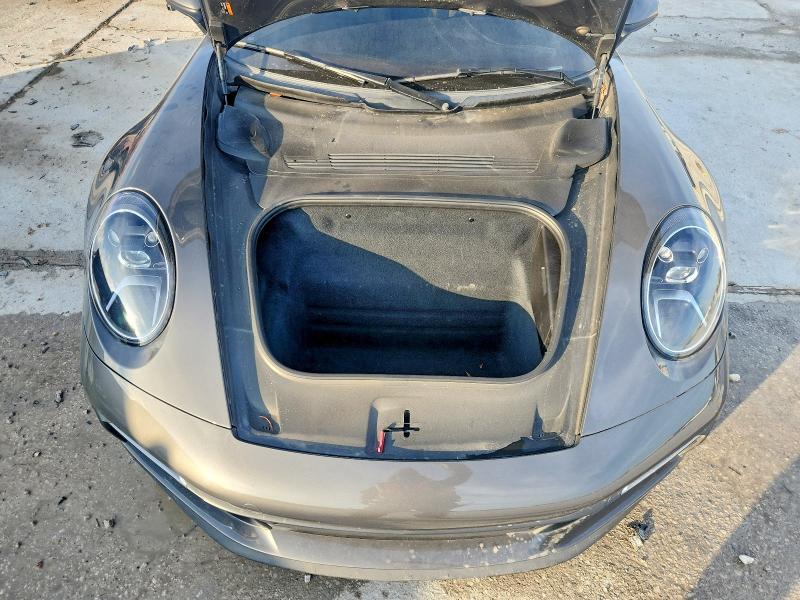 Photo 11 from auction – 2020 PORSCHE 911 CARRER with VIN WP0AB2A98LS225413