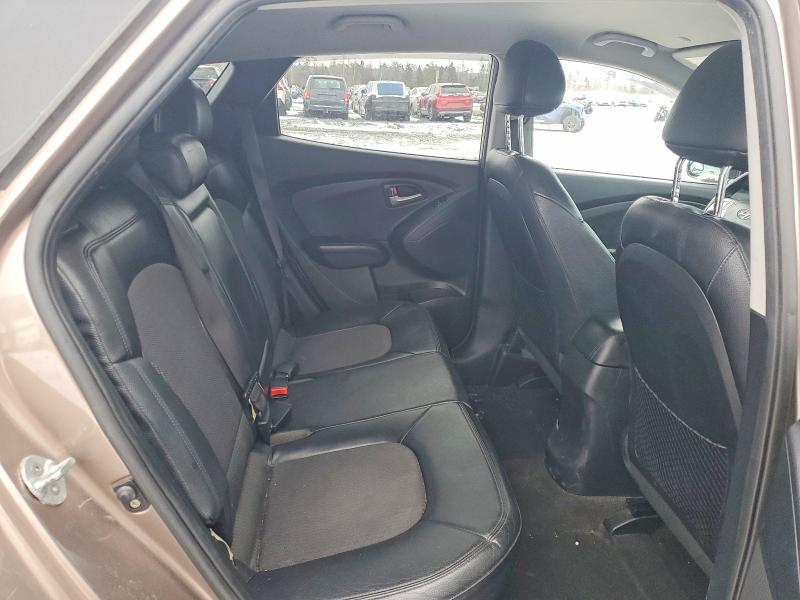 Photo 11 from auction – 2012 HYUNDAI TUCSON GLS with VIN KM8JU3AC3CU347107