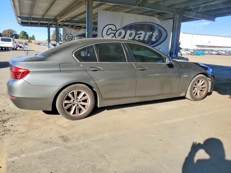 Photo 3 from auction – 2014 BMW 528 I with VIN WBA5A5C59ED505720