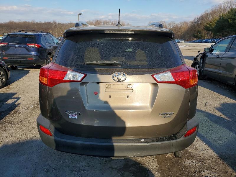Photo 6 from auction – 2015 TOYOTA RAV4 LIMIT with VIN 2T3DFREV5FW328558