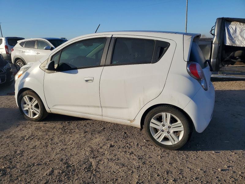 Photo 2 from auction – 2015 CHEVROLET SPARK 1LT with VIN KL8CD6S94FC792413