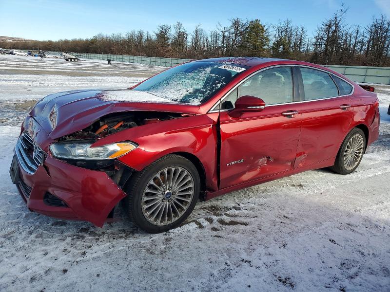 FORD FUSION 2013 with VIN 3FA6P0RU3DR355333 - Photo from auction
