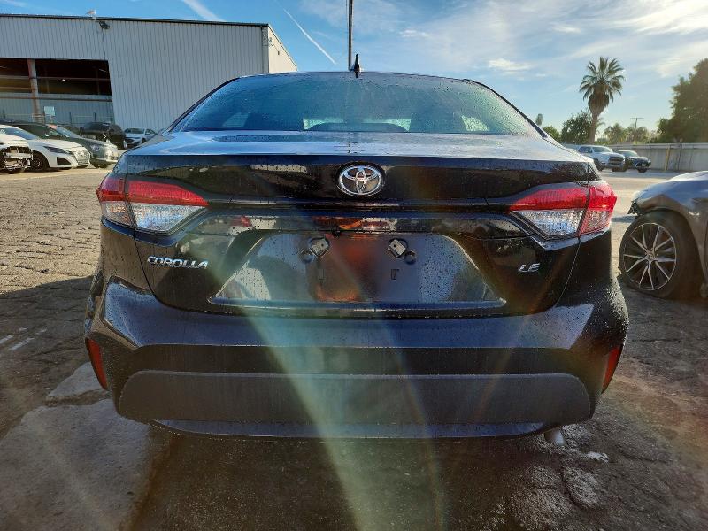 Photo 6 from auction – 2022 TOYOTA COROLLA LE with VIN 5YFEPMAE2NP273585