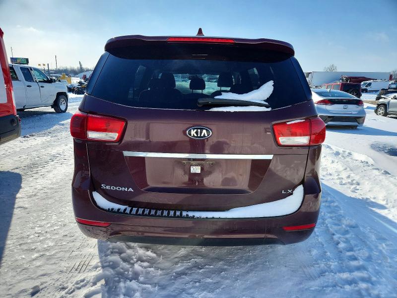Photo 6 from auction – 2017 KIA SEDONA LX with VIN KNDMB5C16H6221432