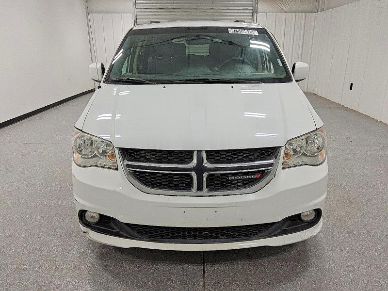 Photo 5 from auction – 2017 DODGE GRAND CARA with VIN 2C4RDGCG4HR546105