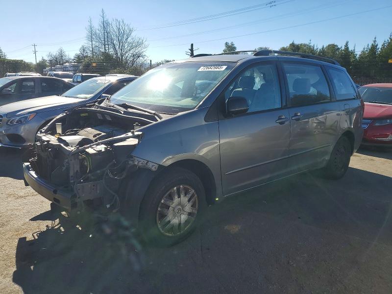 TOYOTA SIENNA 2005 with VIN 5TDZA23C05S325466 - Photo from auction