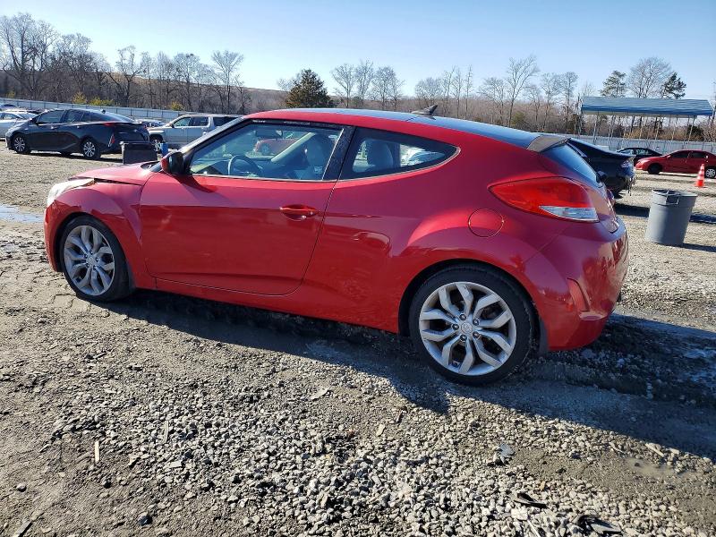 Photo 2 from auction – 2013 HYUNDAI VELOSTER with VIN KMHTC6AD6DU171547